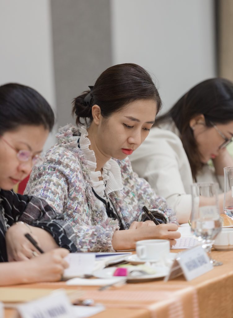 Phạm Thị Thùy An Đồng Hành Cùng Các Doanh Nghiệp