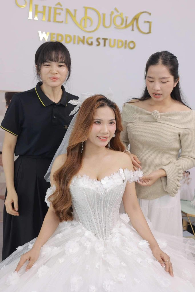 Trương Thị Thu Hà đào tạo